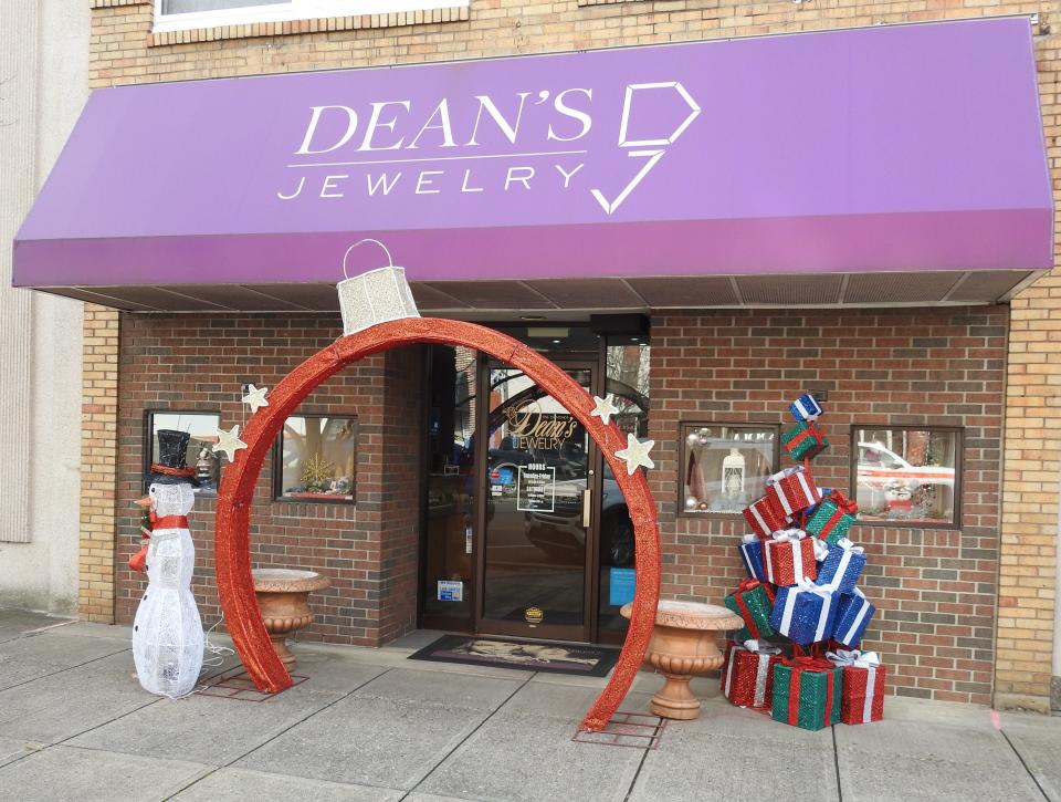 Dean's Jewelry at 409 Main St.