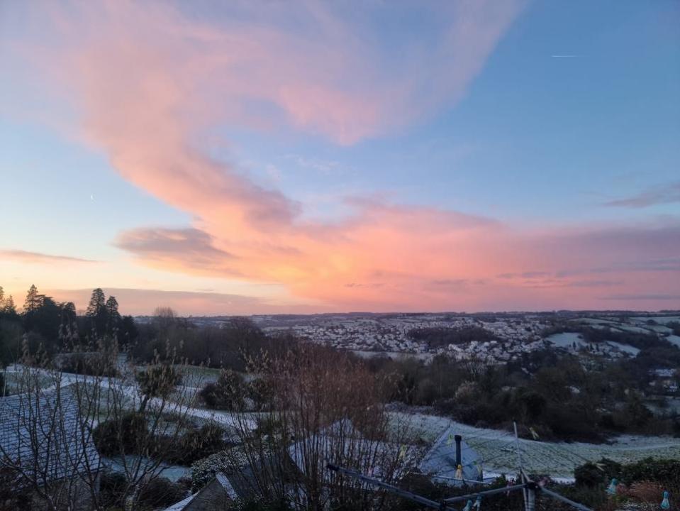 Stroud News and Journal: También había una capa de nieve en Amberley esta mañana - foto de Jamie Warren 