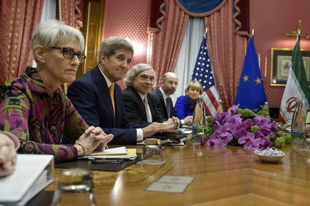 (L-R) US Under Secretary for Political Affairs Wendy Sherman, US Secretary of State John Kerry, US Secretary of Energy Ernest Moniz, National Security Council point person on the Middle East Robert Malley and European Union Political Director Helga Schmid attend a meeting with Iranian officials at the Beau Rivage Palace Hotel in Lausanne on March 26, 2015 during negotiations on the Iranian nuclear programme. REUTERS/Brendan Smialowski/Pool