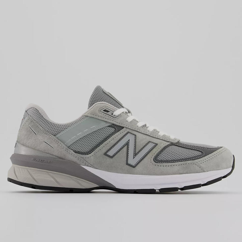 most comfortable sneakers - New Balance 990v5