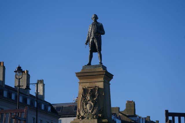 Captain Cook statue