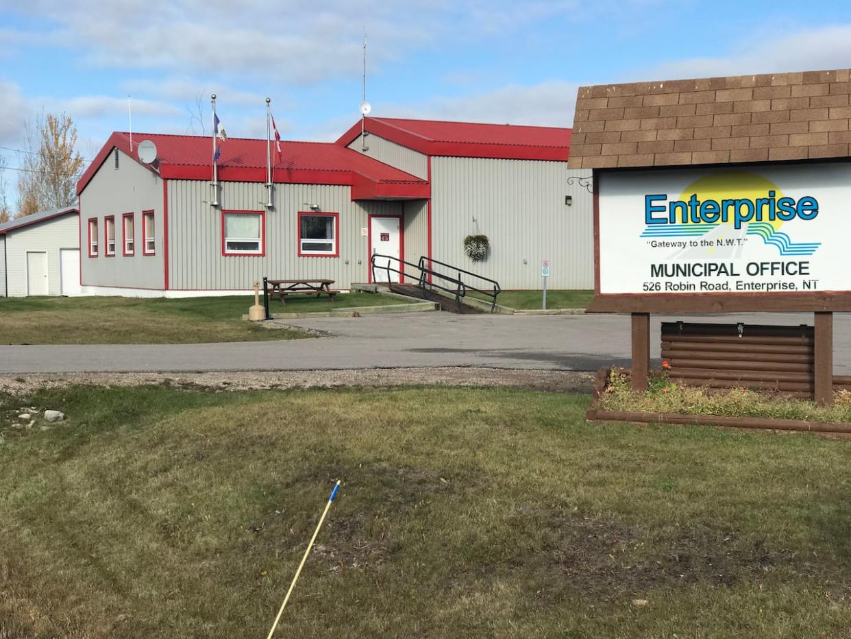 The mayor of Enterprise says the hamlet is the only community in the N.W.T. that doesn't have a school. She said they are working with the Department of Education to get one and plan to use the municipal office.  (Emily Blake/CBC - image credit)