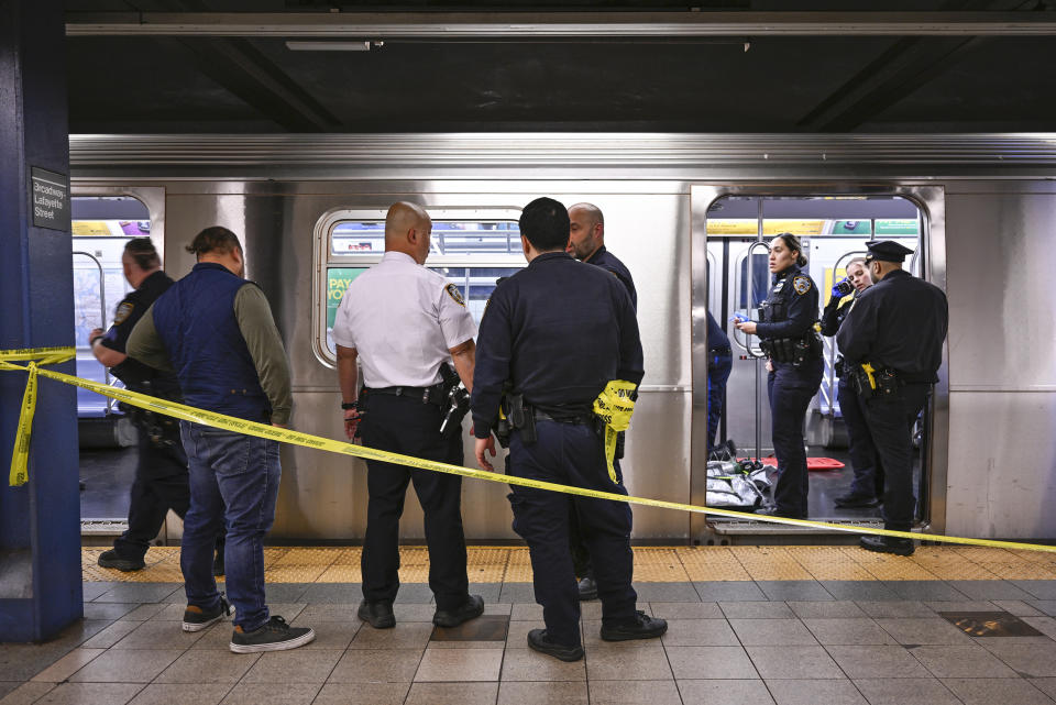 New York police officers respond to the scene where Jordan Neely died on a subway train, Monday, May 1, 2023, in New York. (Paul Martinka / AP)