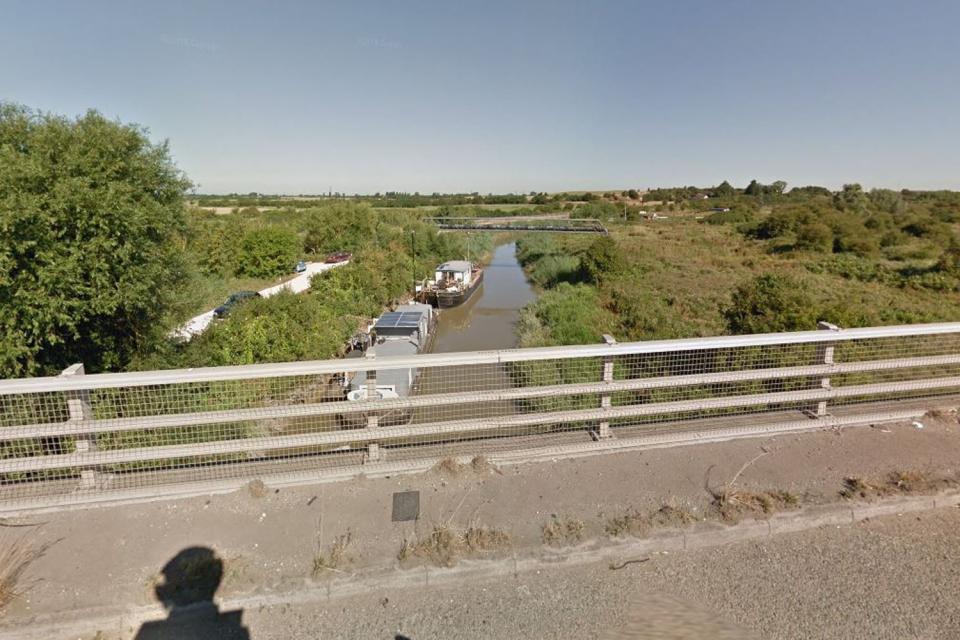 The boy fell into the river in Sandwich close to Richborough Road and the A256 (Google Street View)