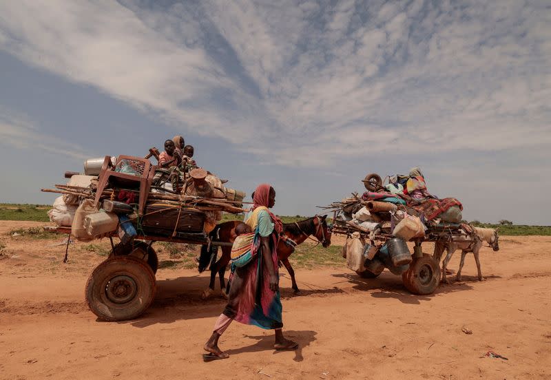 Fleeing Sudanese seek refuge in Chad