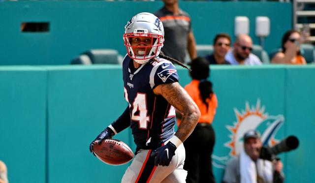 ESPN's Mike Reiss thinks Stephon Gilmore's holdout will be positive for  Patriots