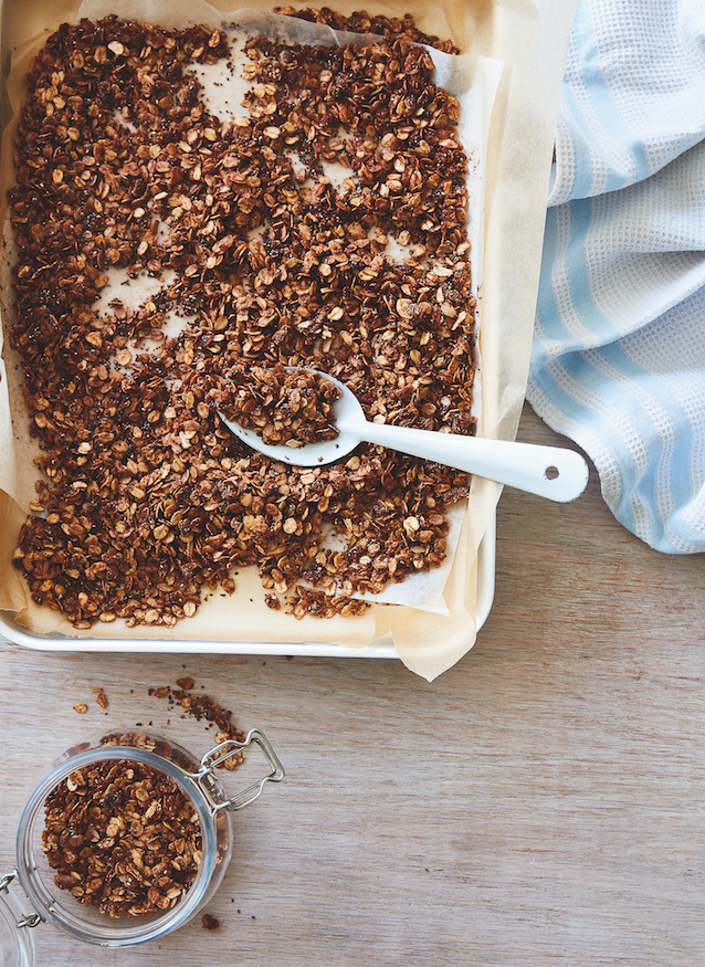 Once you’ve made your own granola, you’ll never go back. Photo: The Busy Mum’s Guide to Weight Loss