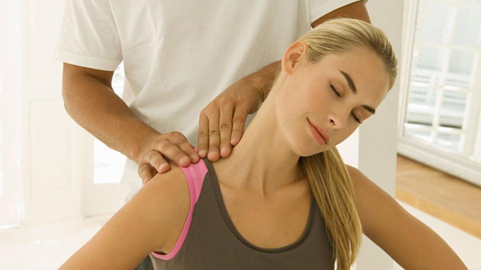 shoulder massage