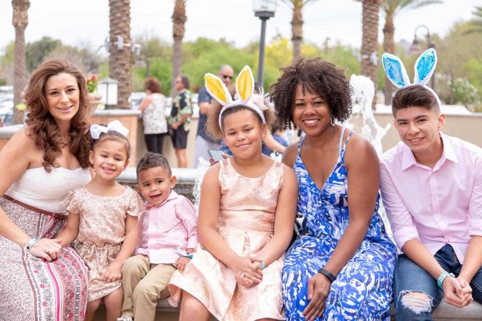 The Fairmont Scottsdale Princess will offer complimentary family photos for Easter Sunday brunch guests.