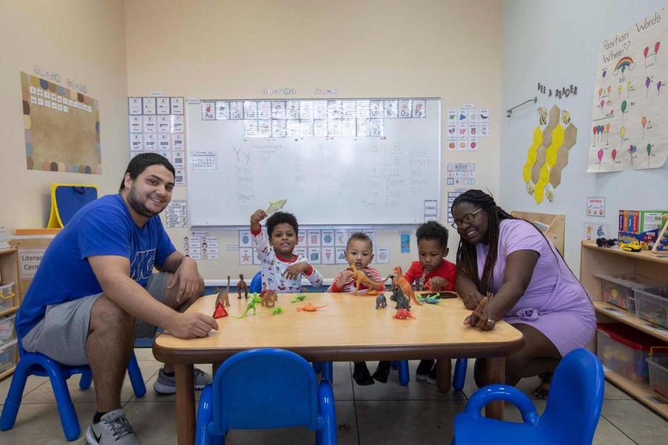 Miguel and Montavia De Paz, with their sons Mason, 4, Miles, 1, and Matthew, 3, at Springview Academy of Hialeah on Friday, Dec. 23, 2022. They receive a scholarship from the Thrive By 5 program, to pay their daycare.