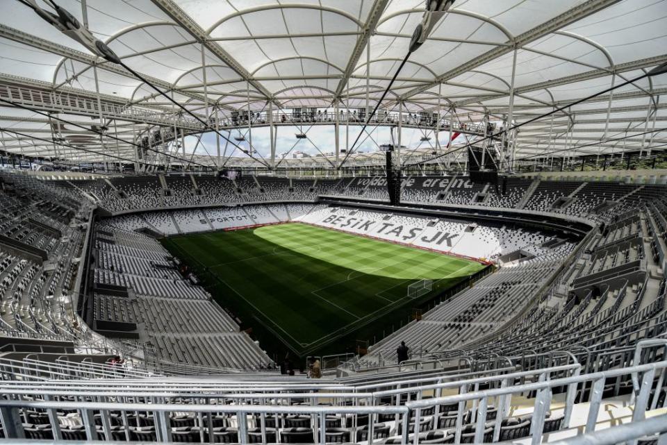 Le stade de Besiktas est l'un des plus bruyants de la planète. Timo Werner (RB Leipzig) en sait quelque chose...