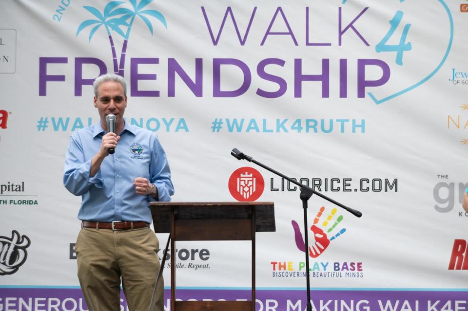 Mayor Scott Singer was among more than 800 participants at Friendship House Boca's second annual 'Walk4Friendship' on Sunday March 3, 2024, at South County Regional Park.
