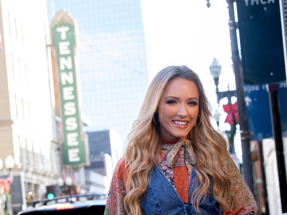 After working for many years, Knoxville native Emily Ann Roberts is enjoying the success of her breakout album “Can’t Hide Country.”