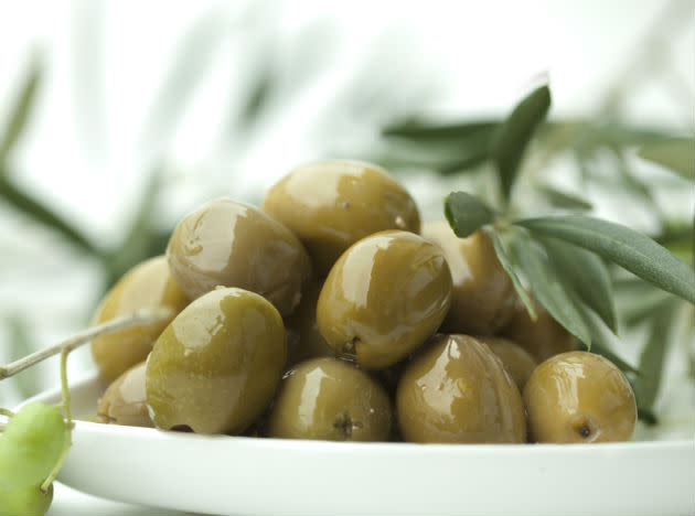 <b>Olives </b>An excellent source of calcium, olives can be a single source of keeping the pH balance of the body intact. They are also a good source of unsaturated oils, making them perfect for consumption in winter. Eat them topped on your sandwich or raw, they are simply irresistible and full of goodness.