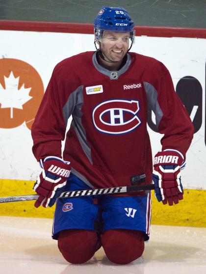 Thomas Vanek, whose value took a hit in the playoffs with the Habs, signed a 3-year deal with Minnesota. (AP)