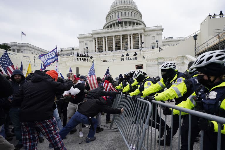 Vista del asalto al Capitolio estadounidense en Washington el 6 de enero de 2021. 