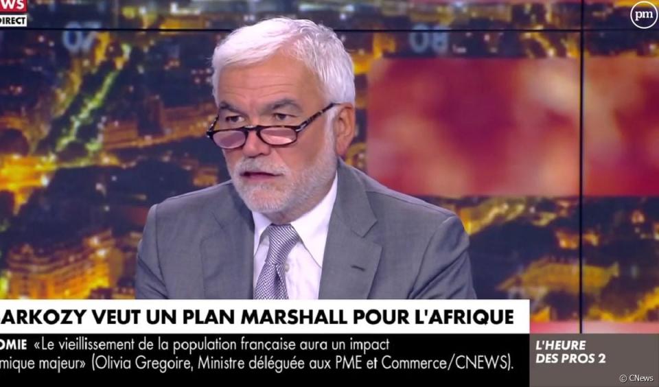 "Recoloniser l'Afrique économiquement" : Pascal Praud recadre une chroniqueuse de CNews après un dérapage - CNews
