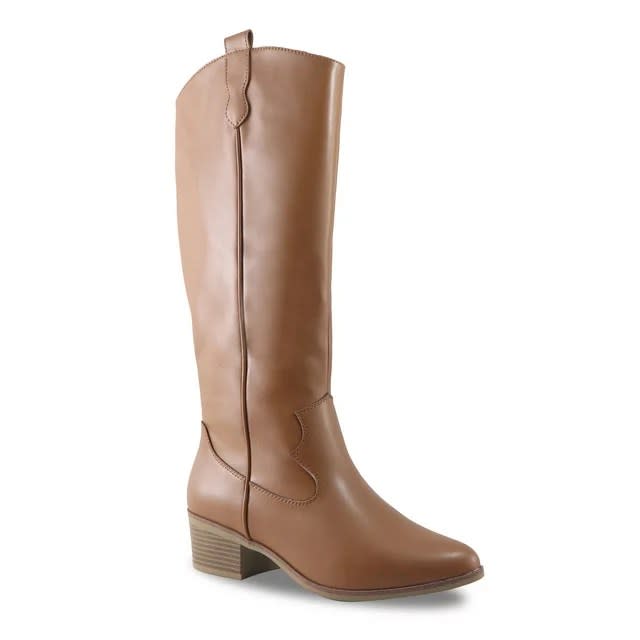 The Pioneer Woman Is Jumping on the Cowboycore Trend With These $10 Cowboy Boots at Walmart