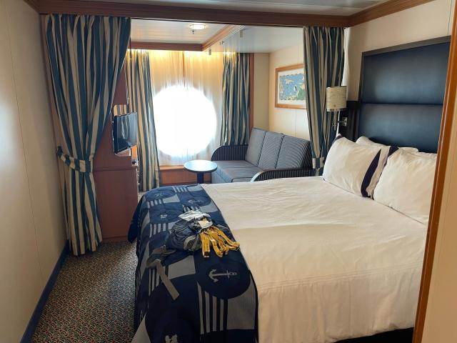 i-booked-a-secret-porthole-room-on-a-disney-cruise-that-gave-me-ocean