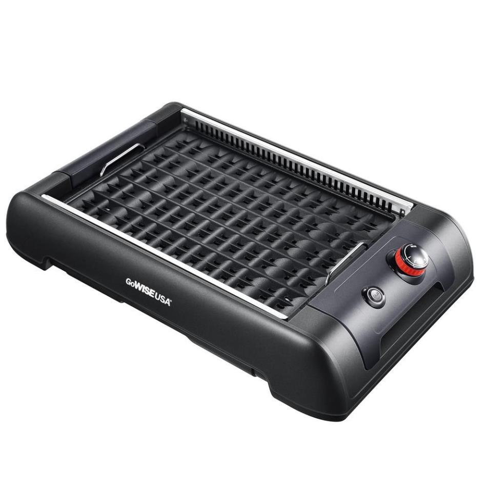 GoWISE USA Black Smokeless Indoor Grill with Interchangeable Plates