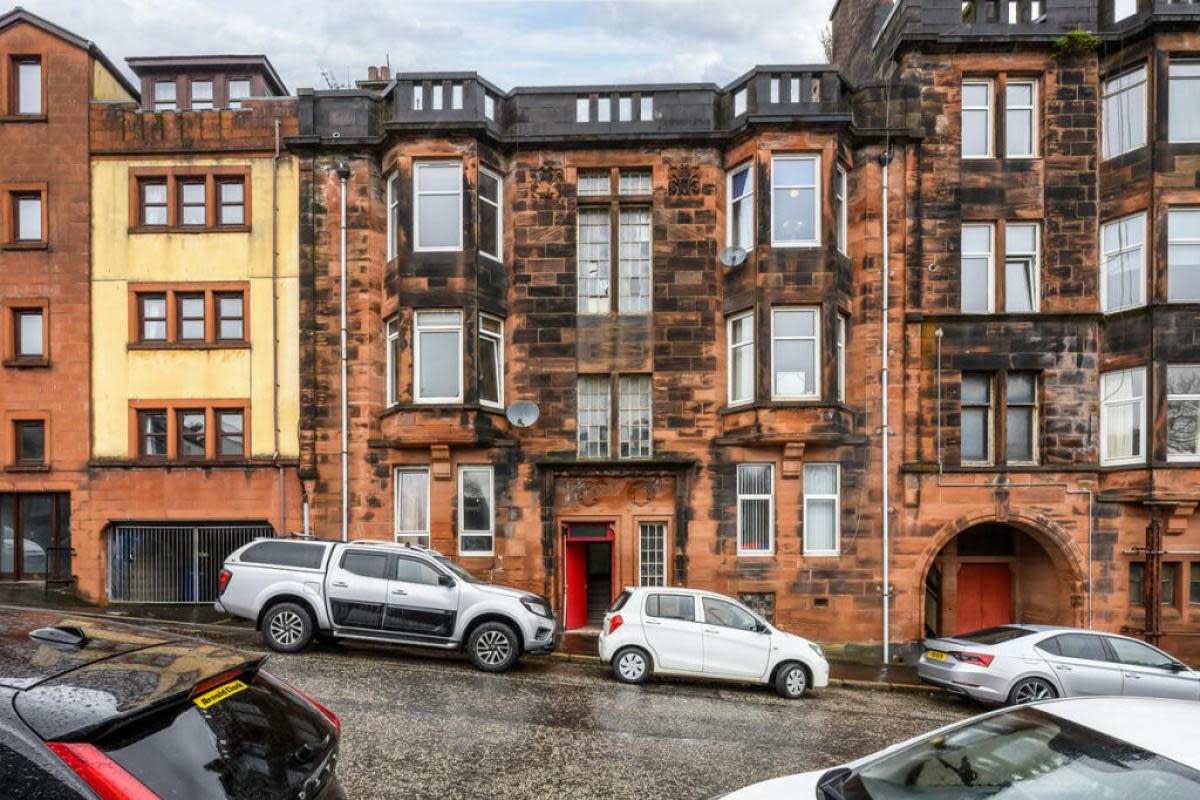 John Street, Gourock <i>(Image: Rightmove)</i>