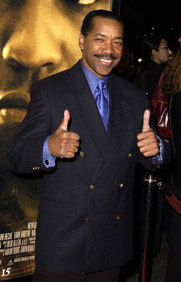 Obba Babatunde at the LA premiere for New Line's John Q