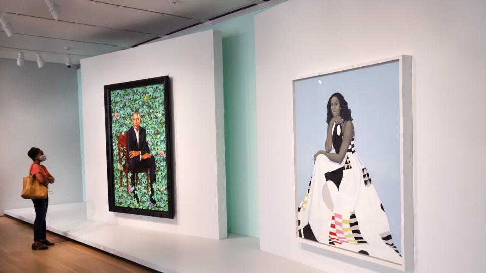 obama presidential portraits on display in chicago