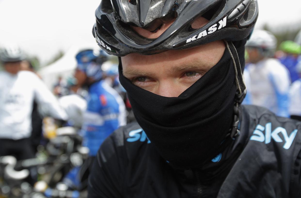 Froome impersonated an official