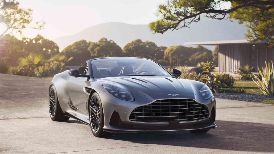 2024 aston martin db12 volante