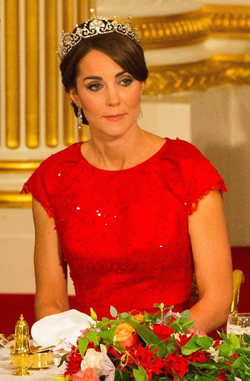 <h1 class="title">kate middleton state dinner tiara updo</h1>