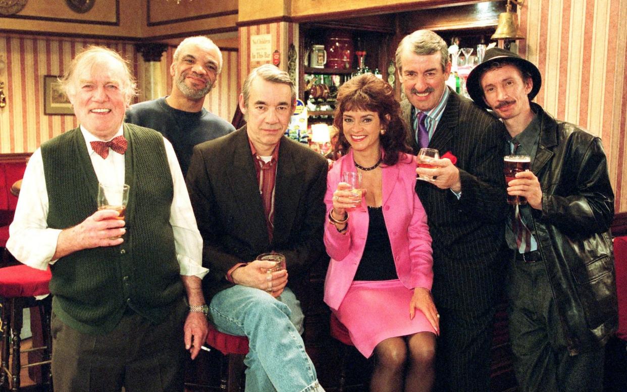 Sue Holderness in 2001 with the cast of Only Fools and Horses - PA