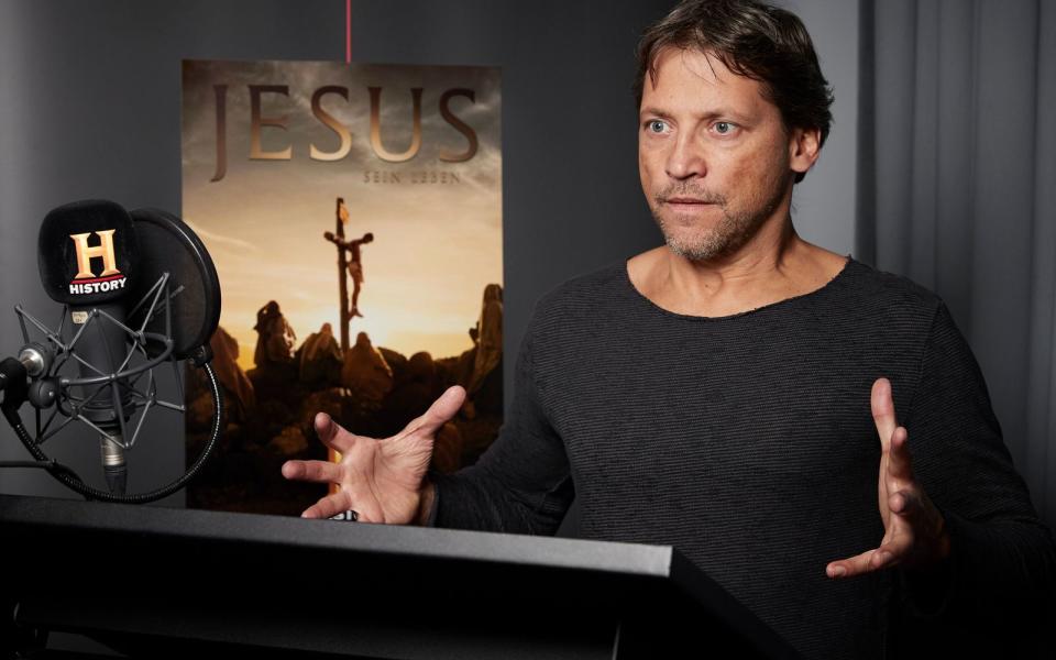 Das Doku-Drama "Jesus - sein Leben" wirft neue Perspektiven auf das Schaffen des Heilands. Die TV-Serie erzählt am Pfingstwochenende die wohlbekannte Geschichte aus der Sicht jeweils bedeutender biblischer Figuren.