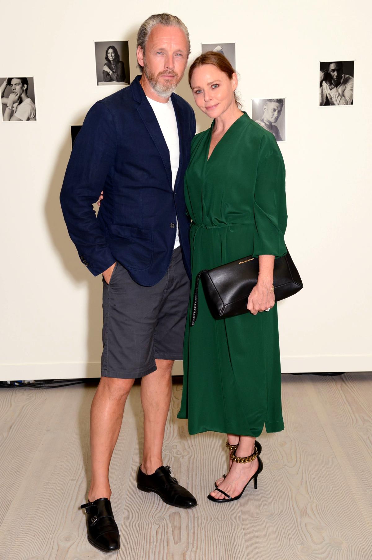 Who Is Stella McCartney’s Husband Alasdhair Willis? Meet Paul McCartney ...