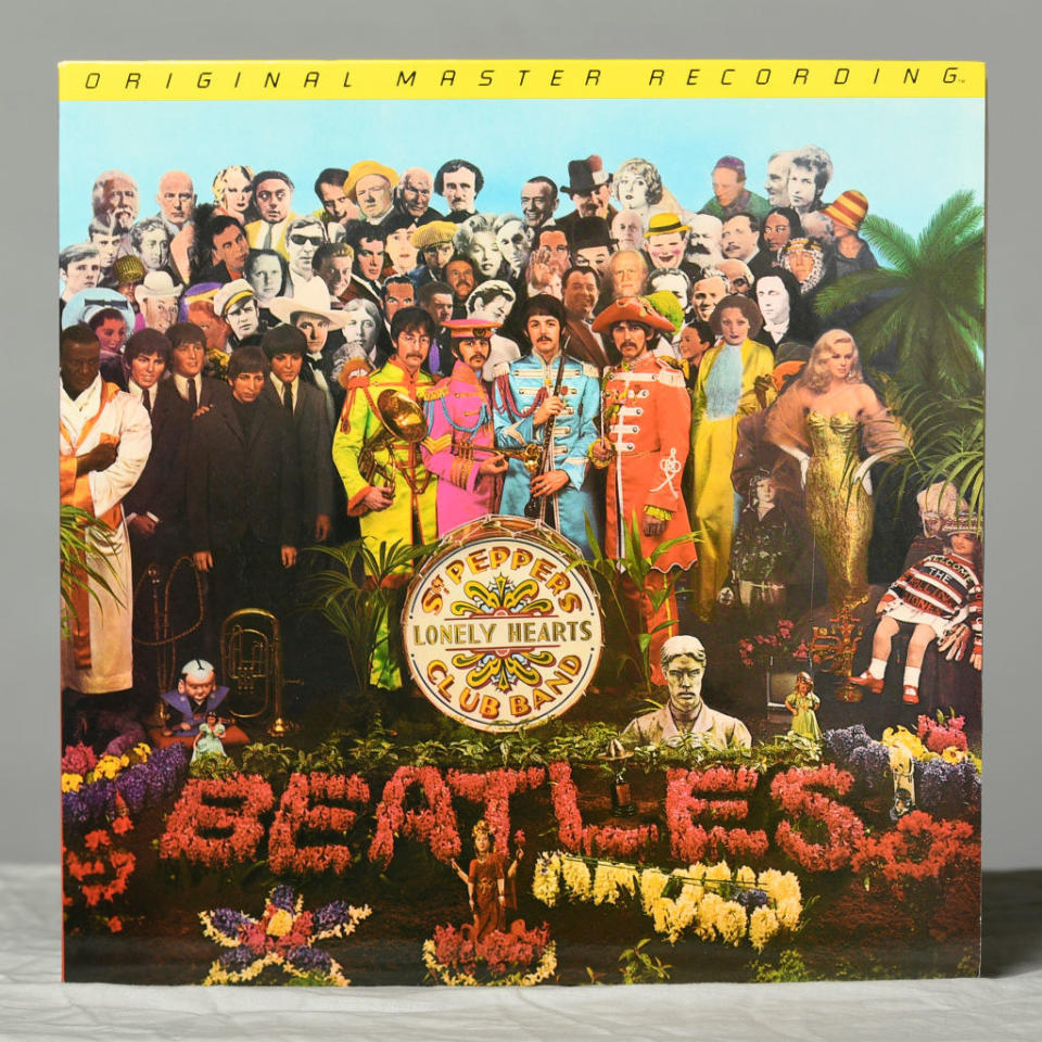 Cover of Sgt Pepper's Lonely Hearts Club Band album