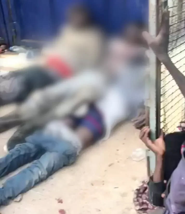 Los videos que se conocen del incidente muestran cómo quedaron los cuerpos después de la estampida