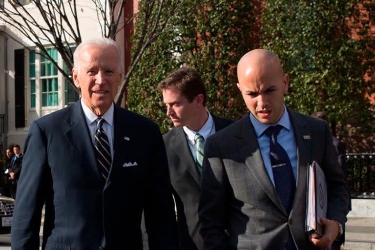 Joe Biden y Juan Sebastián González, que ayer se reunió con Alberto Fernández