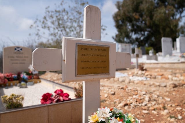 Janice Hunter's gravestone