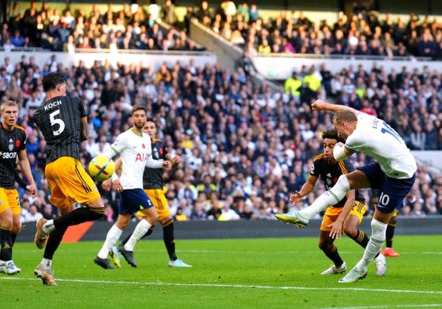 Rodrigo Bentancur's late double earns Tottenham thrilling victory over Leeds