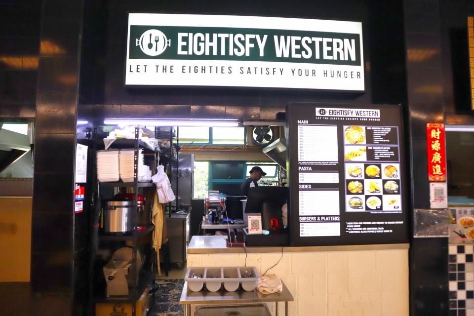 eightisfy western - stall front
