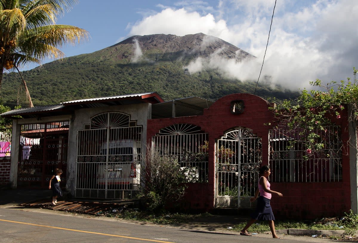 EL SALVADOR-VOLCÁN (AP)