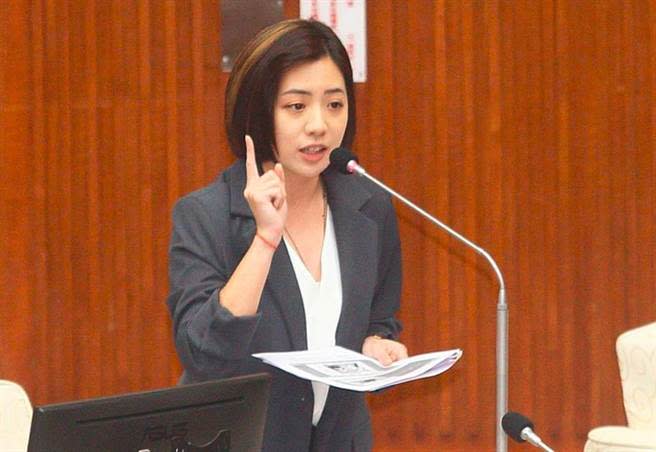 民眾黨台北市議員「學姊」黃瀞瑩遭爆料疑似替網紅關說違建，也讓黃瀞瑩跨國發聲明喊冤，表示回國後將立即進行法律追訴程序，以正視聽，捍衛清白。（本報資料照片）