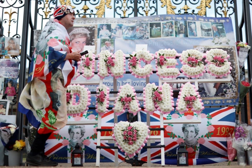 Tributes to Princess Diana on the 25th Anniversary of Her Death 2022