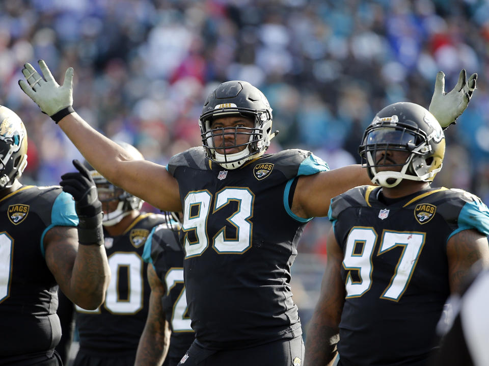 Jacksonville defensive end Calais Campbell, Yahoo Sports’ pick for NFL defensive player of the year, and the rest of the Jaguars will be looking for an upset in Pittsburgh on Sunday. (AP)