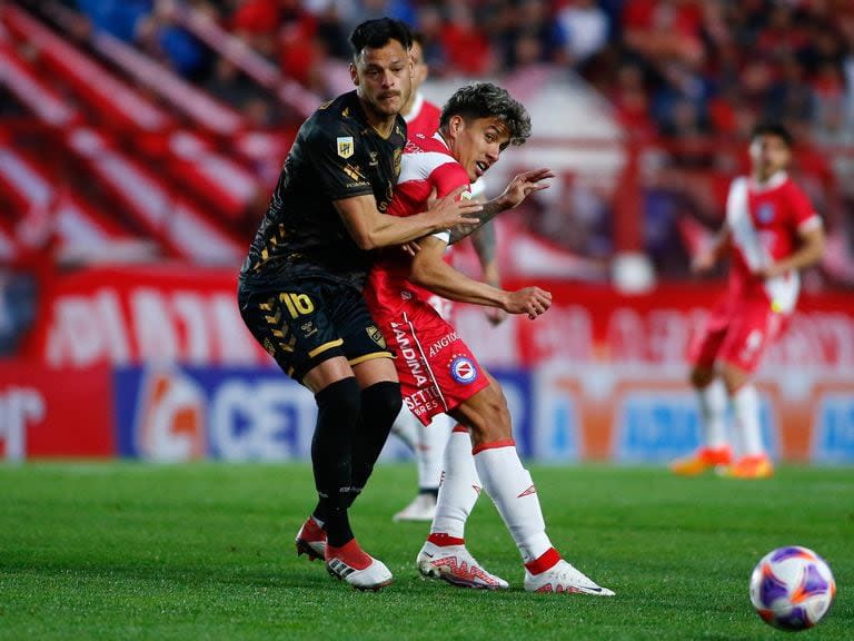 Argentinos juniors vs. Platense: una rivalidad histórica con tinte de clásico