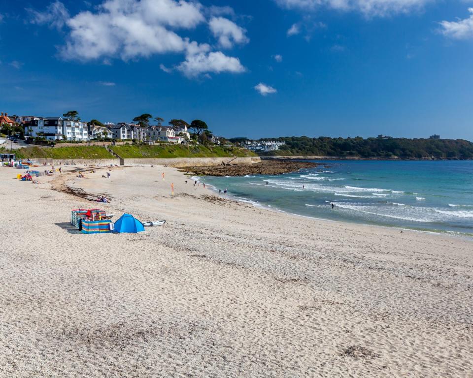 <p>Gyllyngvase Beach in Falmouth, on the South Cornwall coast, is located 10 minutes from the town centre, and promises to be good for watersports such as kayaking and stand up paddleboarding. Great for those wanting to explore the sea without surfing!</p>