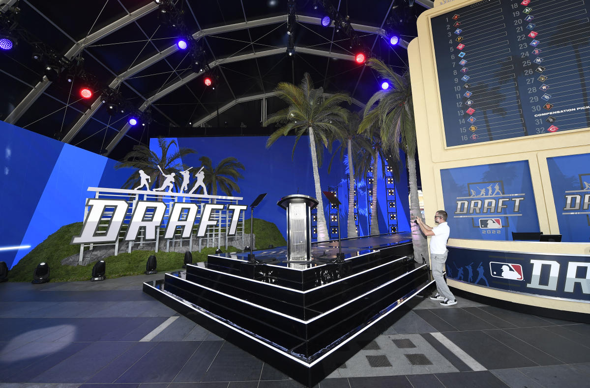 What time is MLB draft? How to watch, picks order, top prospects, more