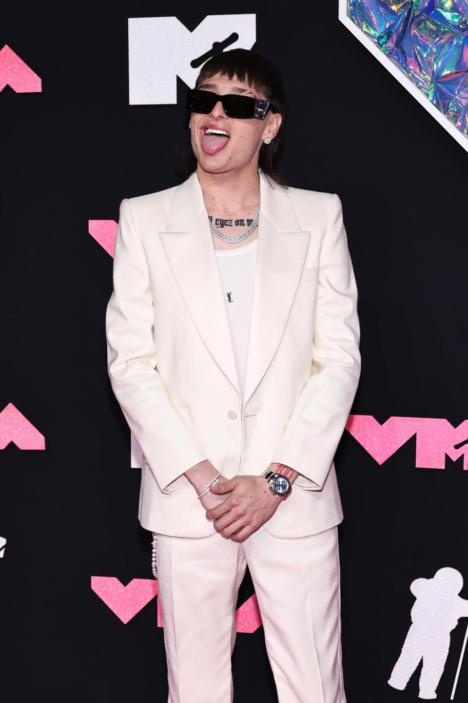 NEWARK, NEW JERSEY - SEPTEMBER 12: Peso Pluma attends the 2023 MTV Video Music Awards at the Prudential Center on September 12, 2023 in Newark, New Jersey. (Photo by Jamie McCarthy/WireImage)