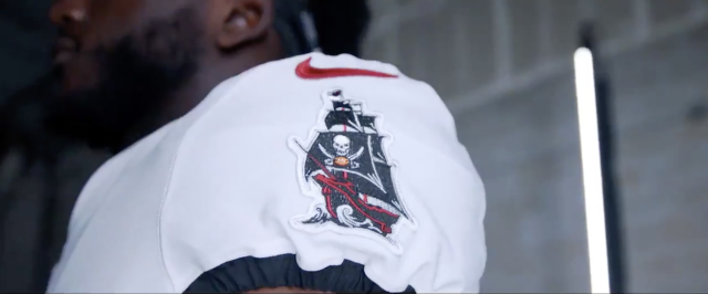 Buccaneers unveil new uniforms as Tom Brady era begins, go with a pewter  alternate for first time 