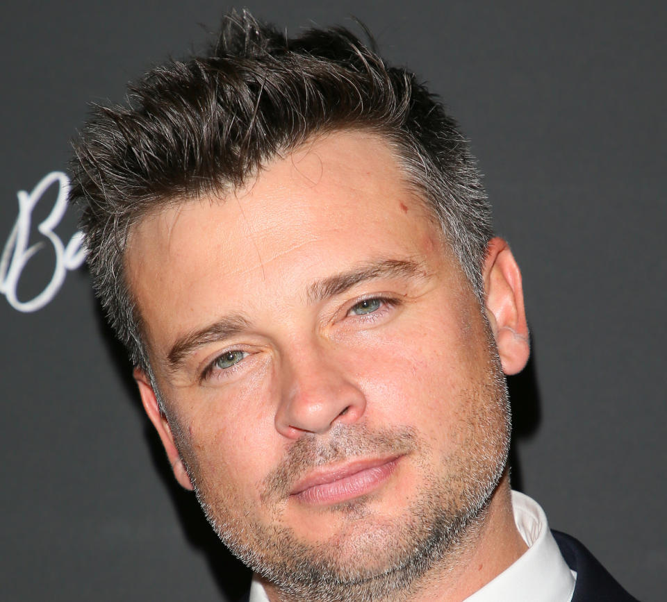 Wenn man ganz genau hinsieht, erkennt man Tom Welling wieder. (Bild: Getty Images)