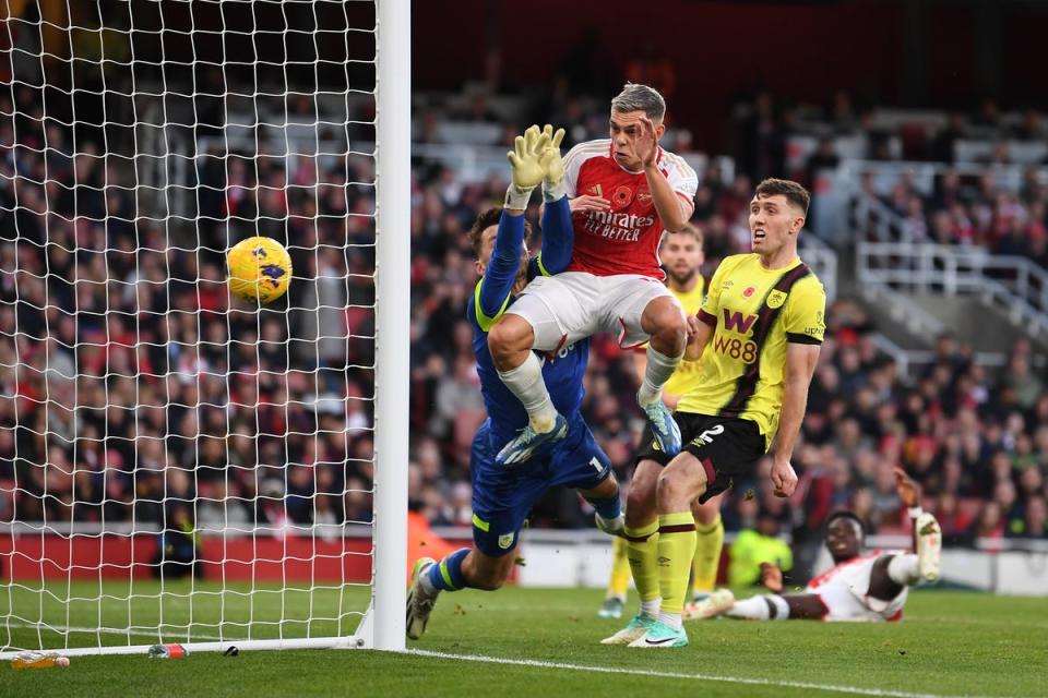 Leandro Trossard collided with goalkeeper and post when opening the scoring (Arsenal FC via Getty Images)